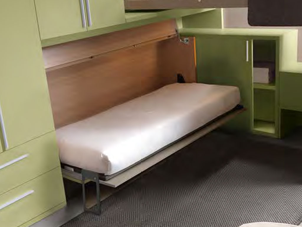 Letto singolo Mago trasformato con scrivania